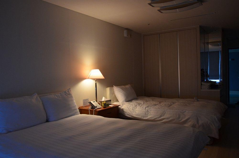 Hotel Hu Incheon Airport Exterior photo